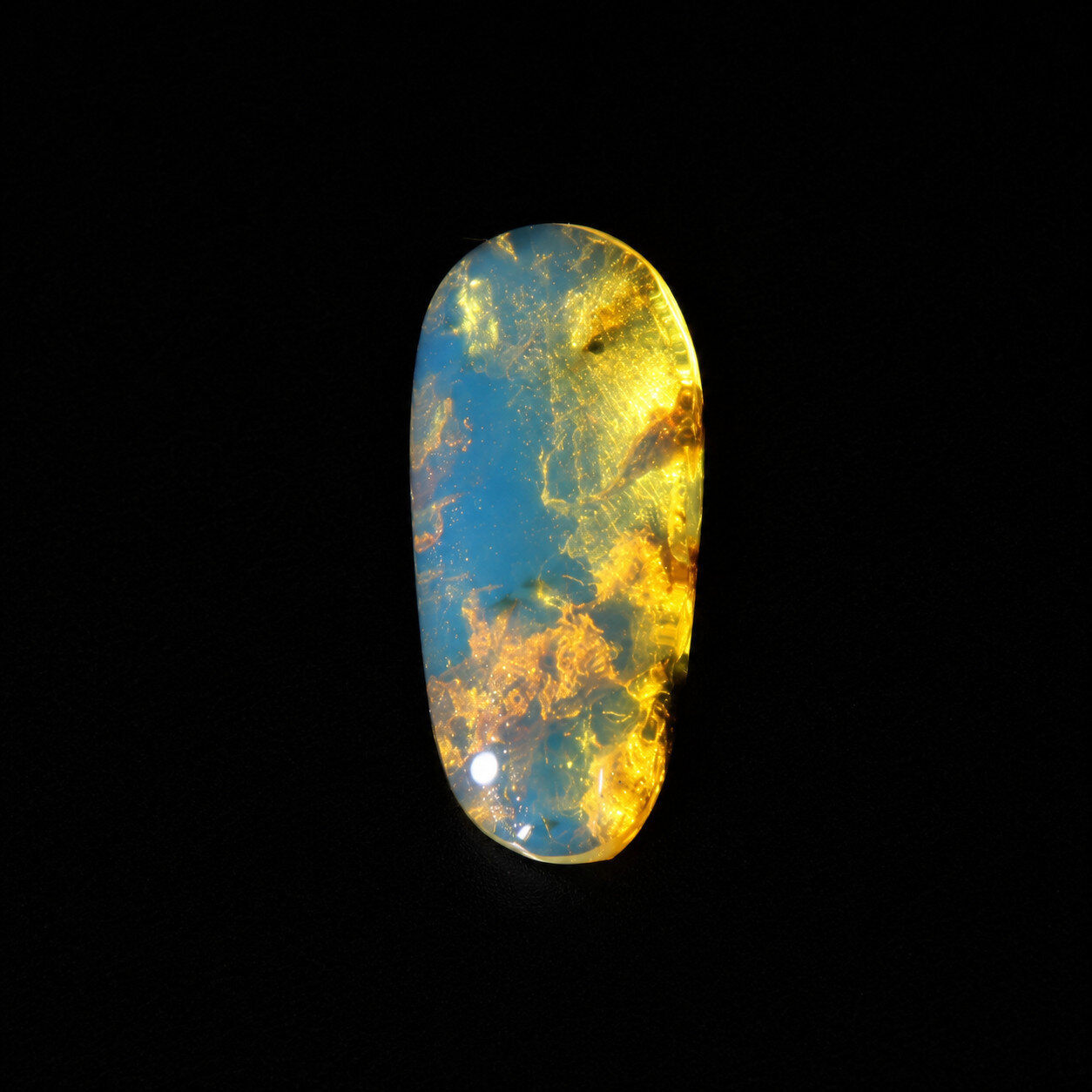 Natural Dominican Blue Amber Polished Stone 18mm – photo 4