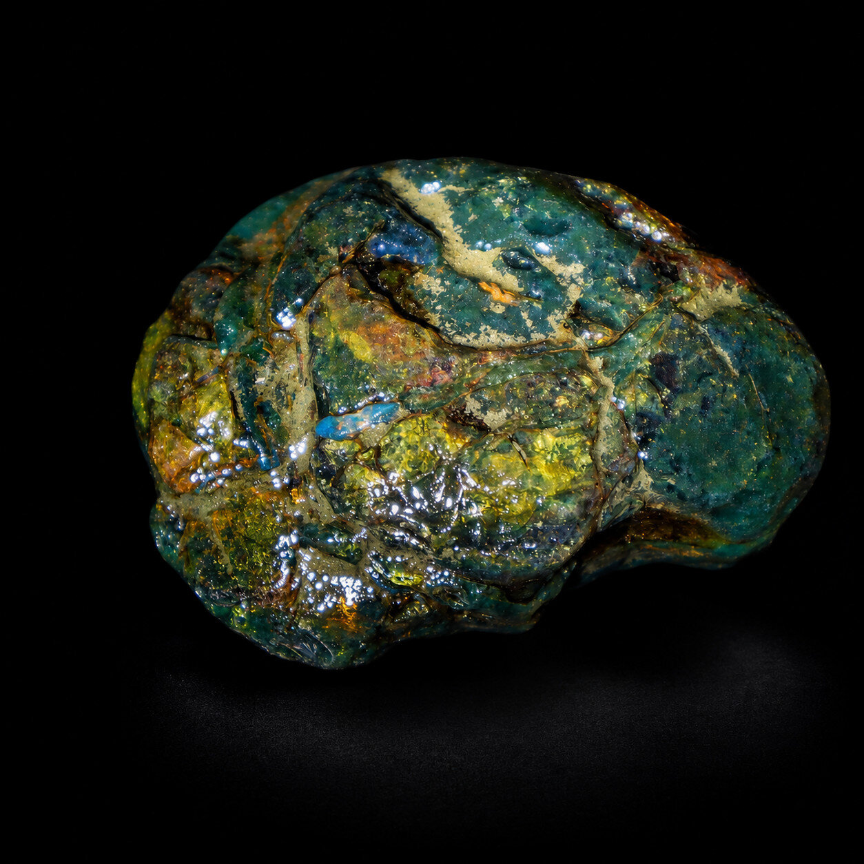 Natural Unique Dominican Green Cognac Blue Amber Rough Specimen Chunk 88mm 124gr – photo 4