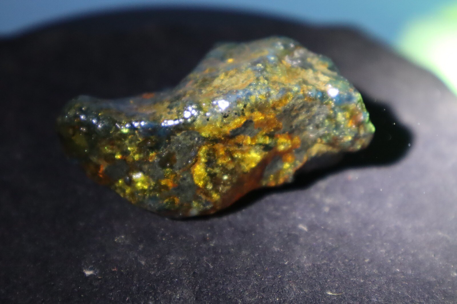 Beautiful Natural Dominican Clear Green Blue Amber Rough Specimen 63mm 31.2g – photo 11