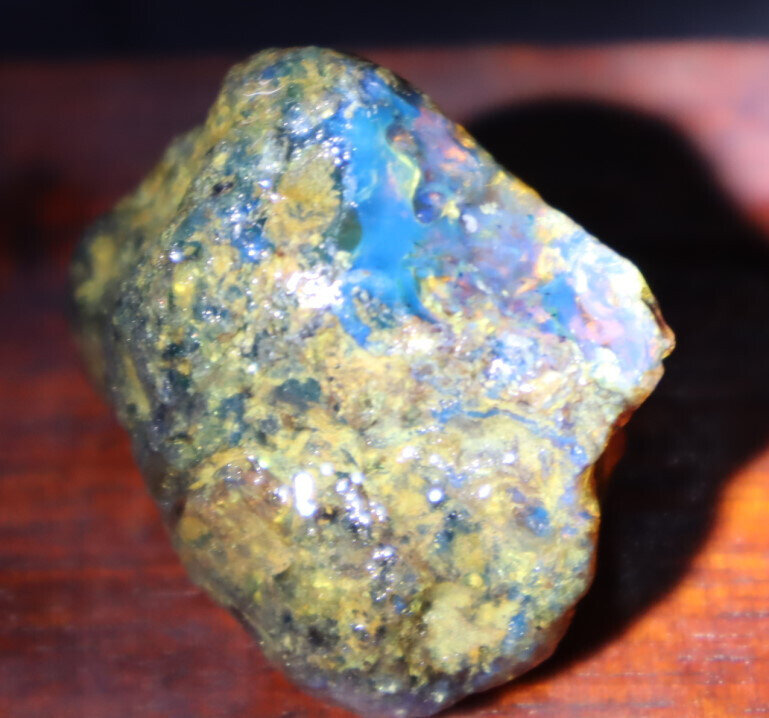 Beautiful Natural Dominican Clear Sky Blue Amber Rough Specimen 41mm 17.1g – photo 4