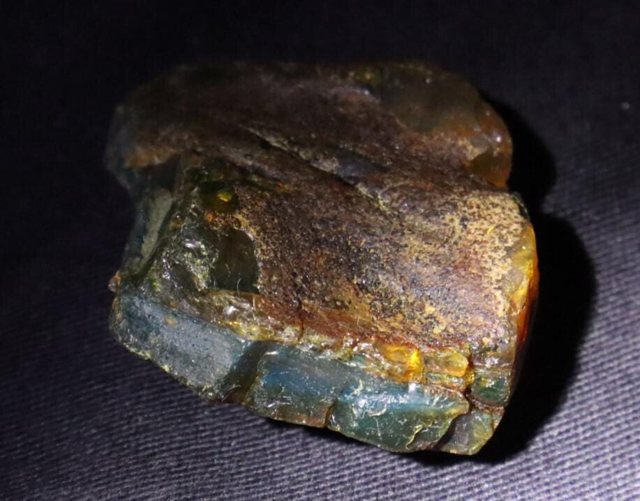 Excellent Natural Dominican Clear Deep Blue Amber Rough Specimen 36mm 11g – photo 6