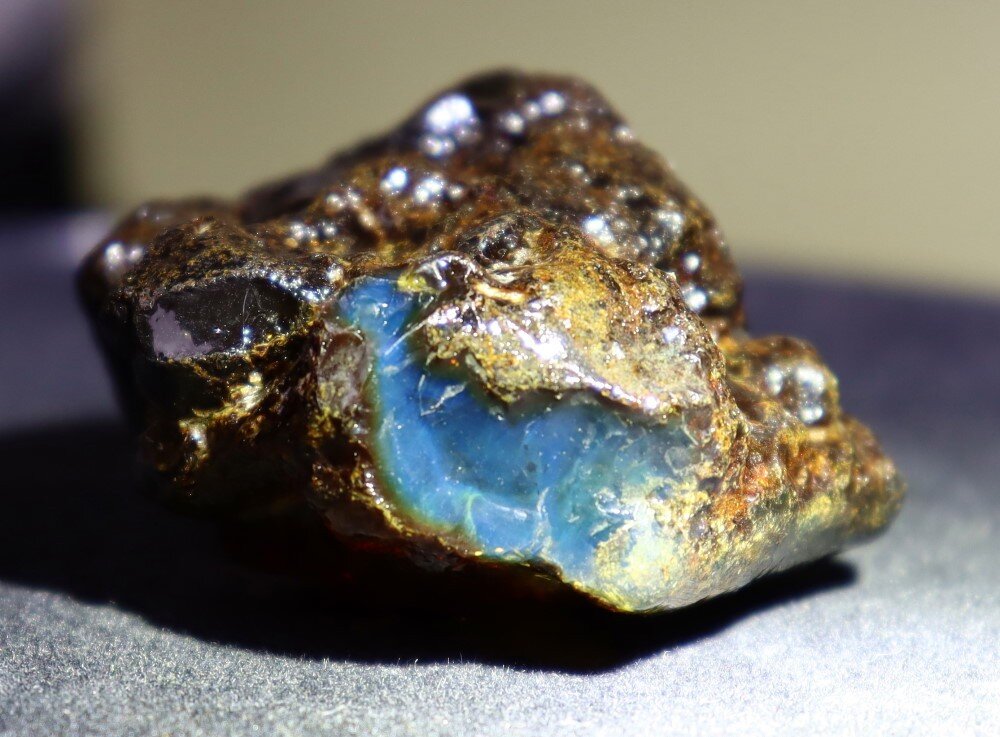 Outstanding Natural Dominican Clear Deep Blue Amber Rough Specimen 60mm 35g – photo 3