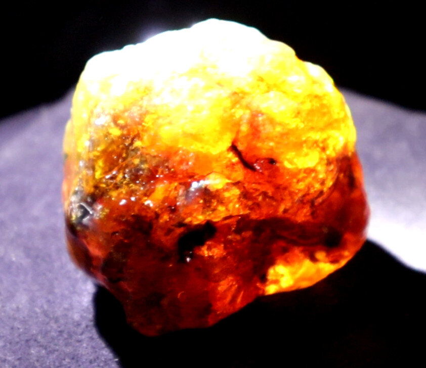 Exquisite Natural Dominican Translucent Green Blue Amber Rough Specimen 50mm 42g – photo 6