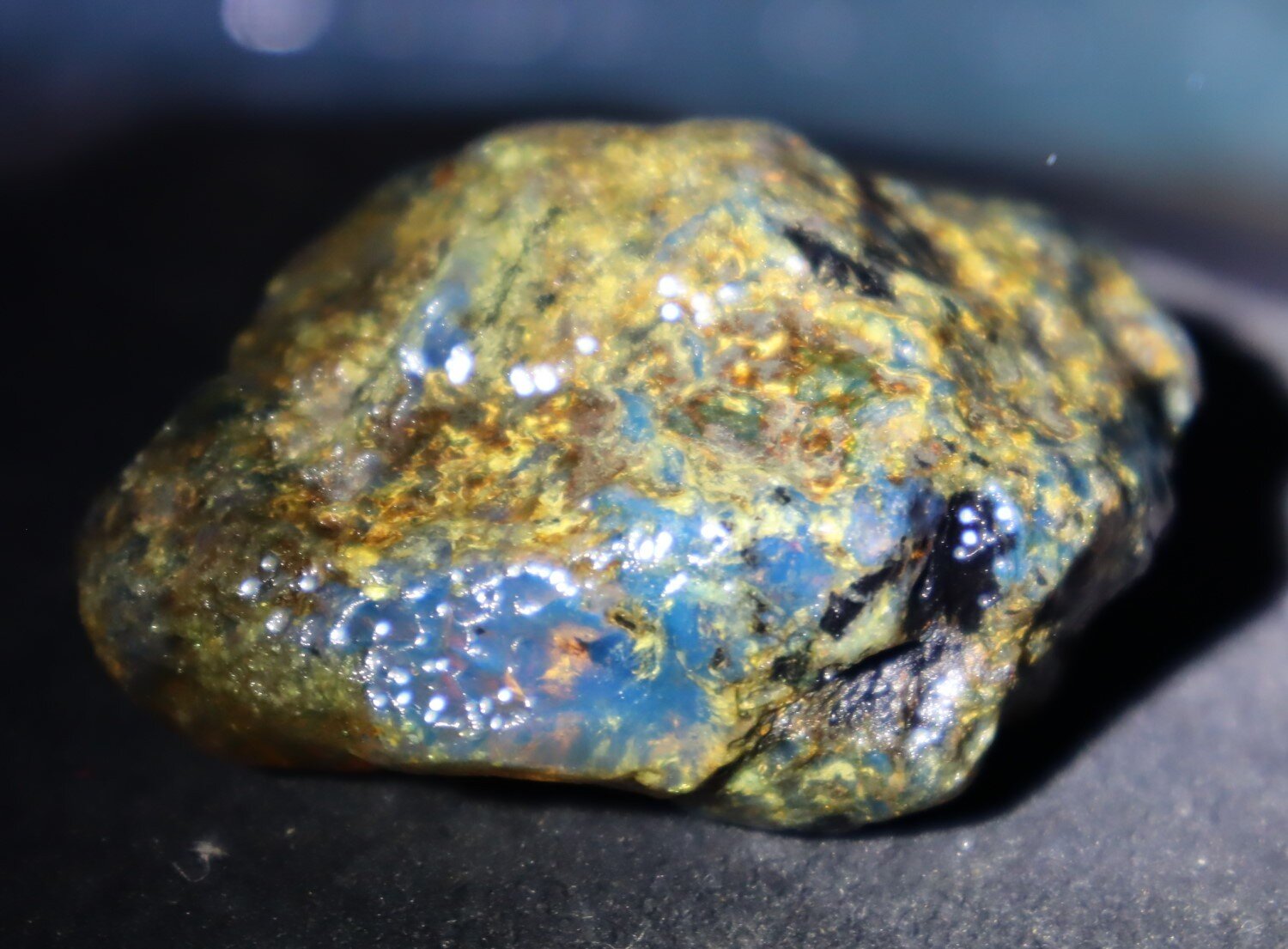 Beautiful Natural Dominican Translucent Sky Blue Amber Rough Specimen 58mm 42.5g – photo 5