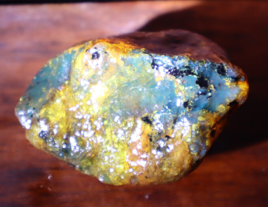 Beautiful Natural Dominican Translucent Sky Blue Amber Rough Specimen 51mm 28.5g – photo 6