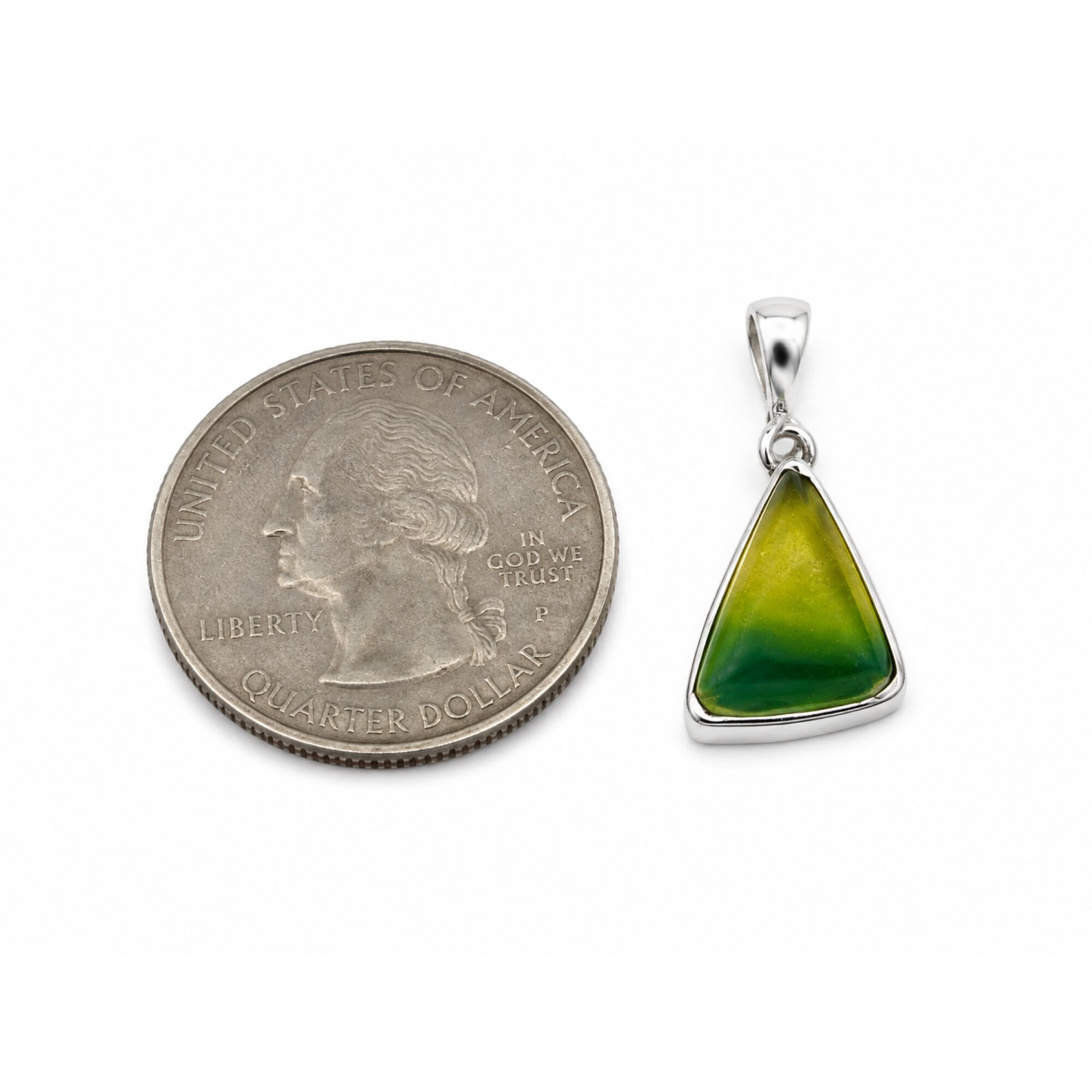 Natural Dominican Green Amber Pendant 925 Sterling Silver 23 mm triangle yellow – photo 2