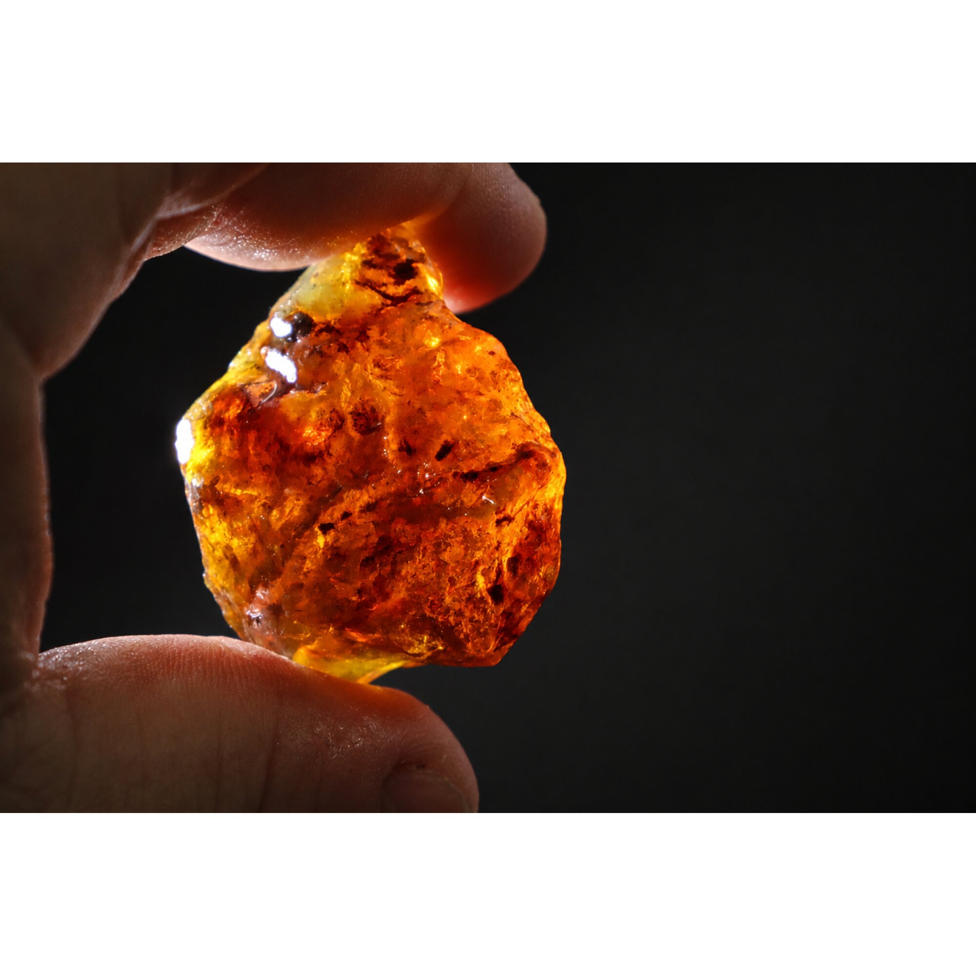 Clear sky blue Natural Dominican Amber rough Specimen 44 mm – photo 2