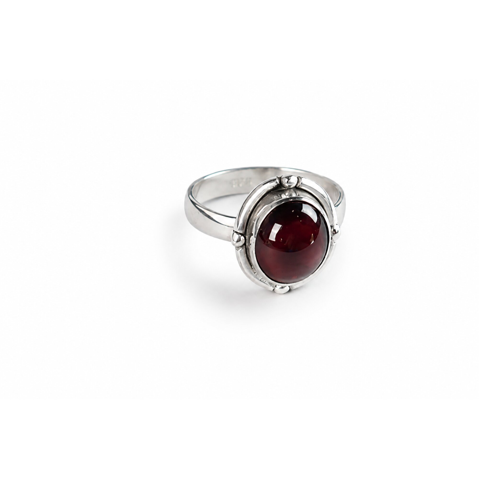 Clear cherry red Almandine Garnet oval 925 Sterling Silver Ring Size 7.50 – photo 2