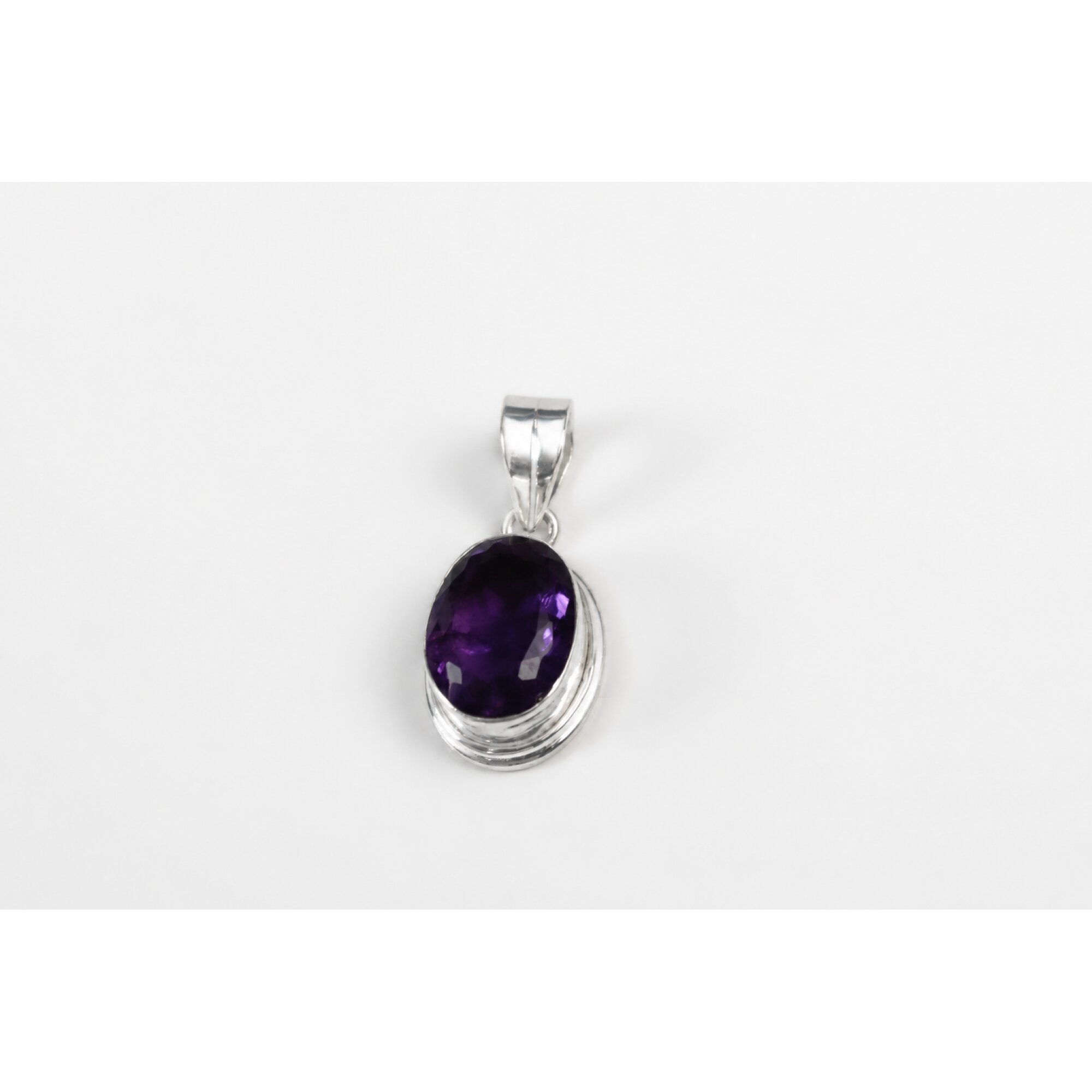 Clear purple Natural amethyst oval 925 Sterling Silver Pendant 31 mm – photo 3