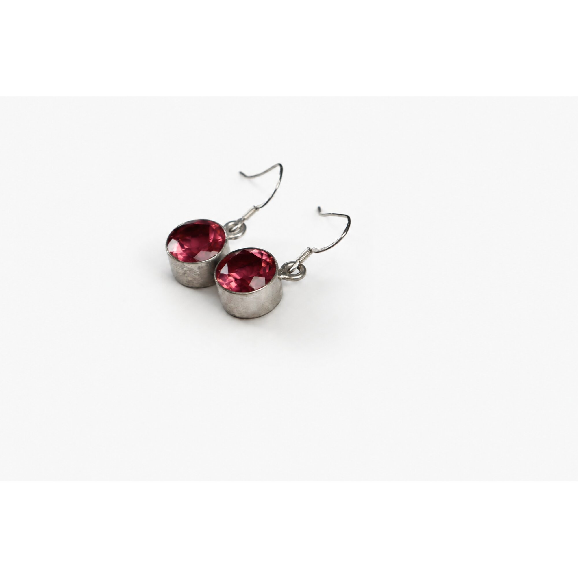 Clear red Garnet round faceted 925 Sterling Silver Earrings 28 mm – photo 9