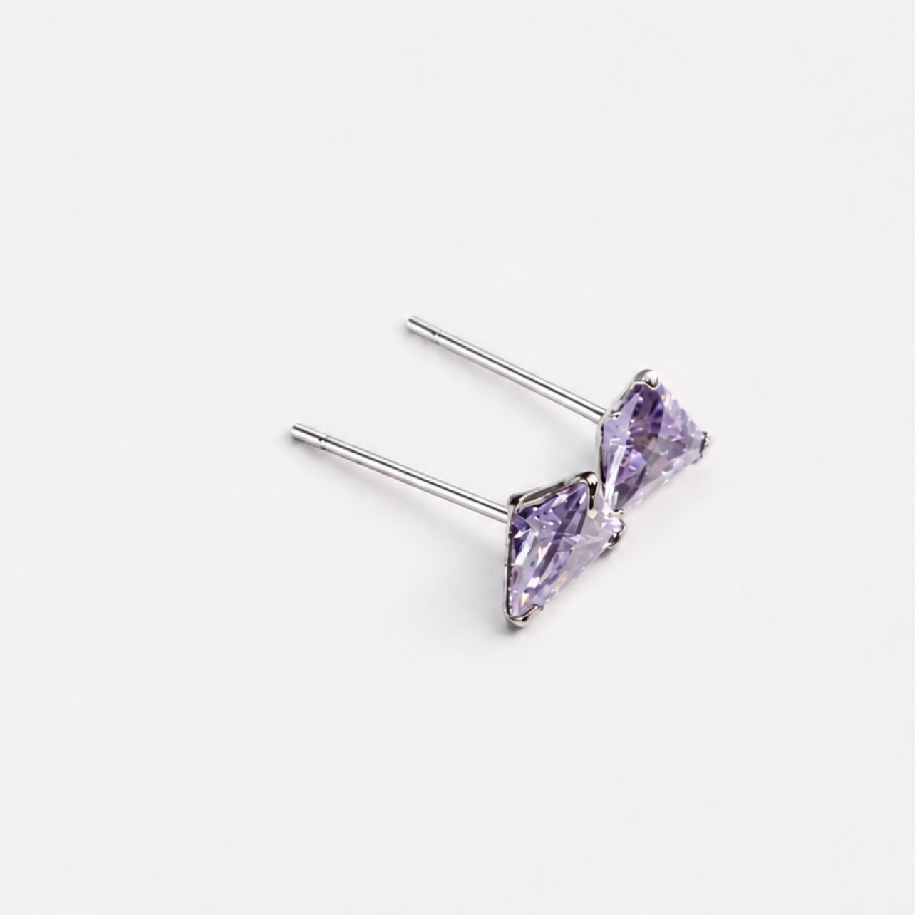 Clear purple Natural amethyst triangle 925 Sterling Silver Earrings 7 mm