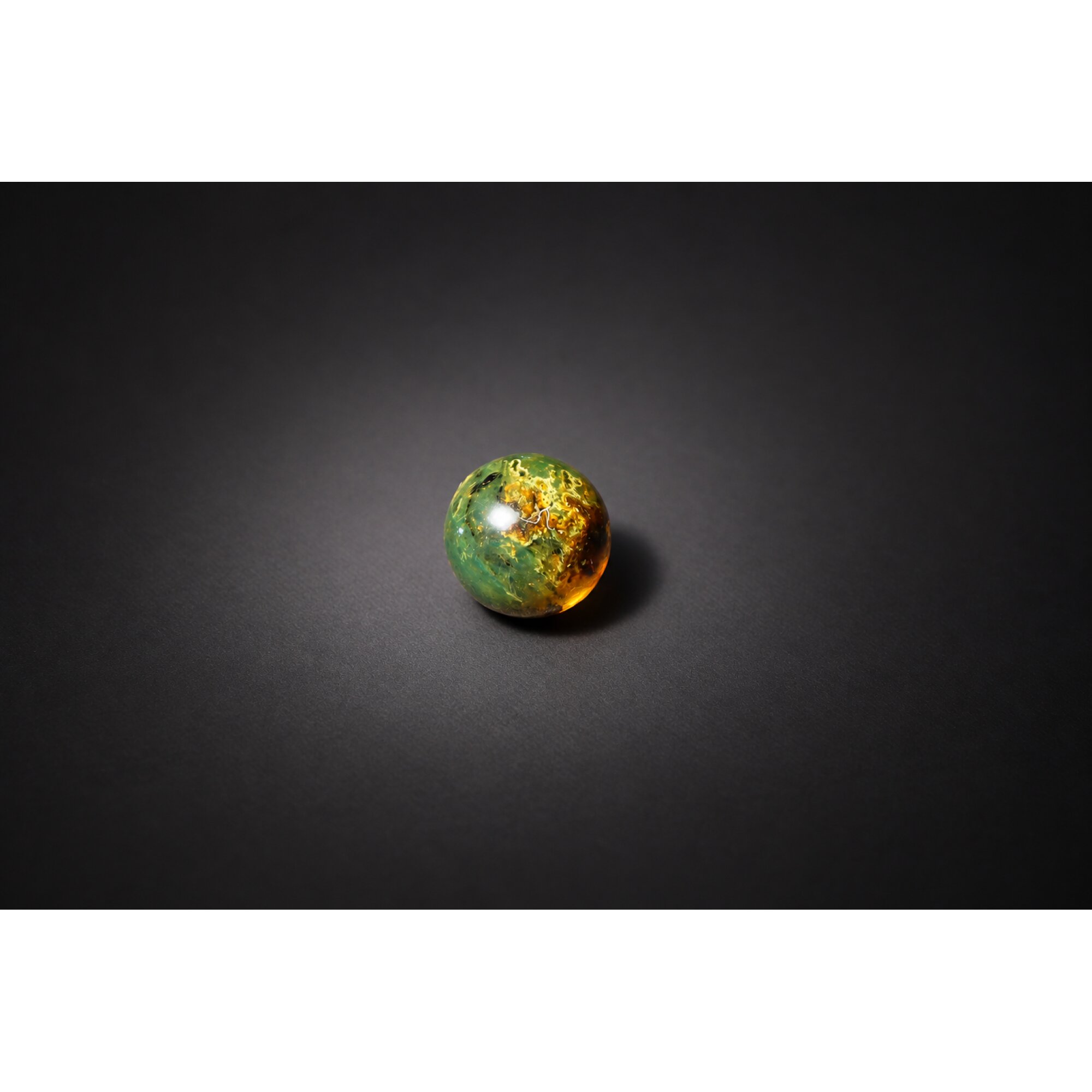 Earth mined deep green Dominican amber sphere/ball 16.7mm – photo 6