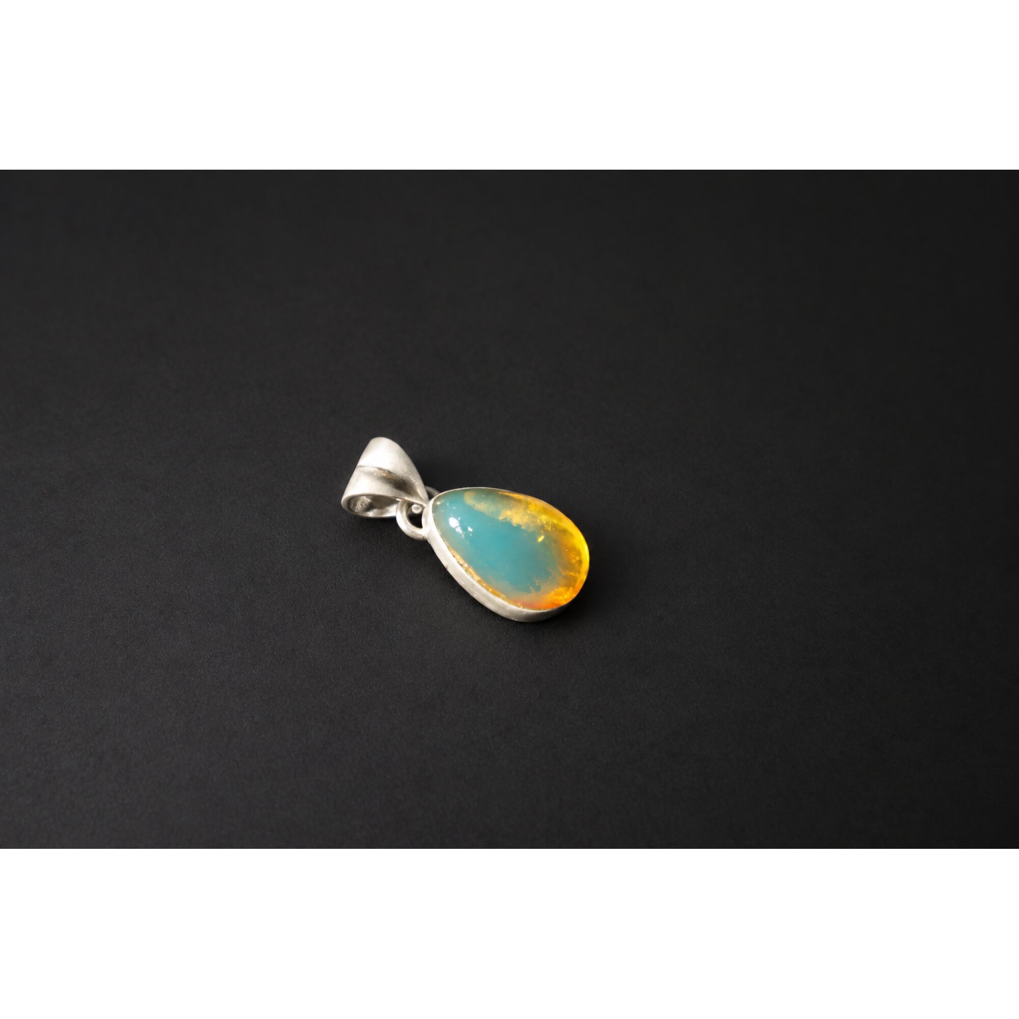 Master crafted sky blue Dominican amber sterling silver pendant 24mm – photo 6