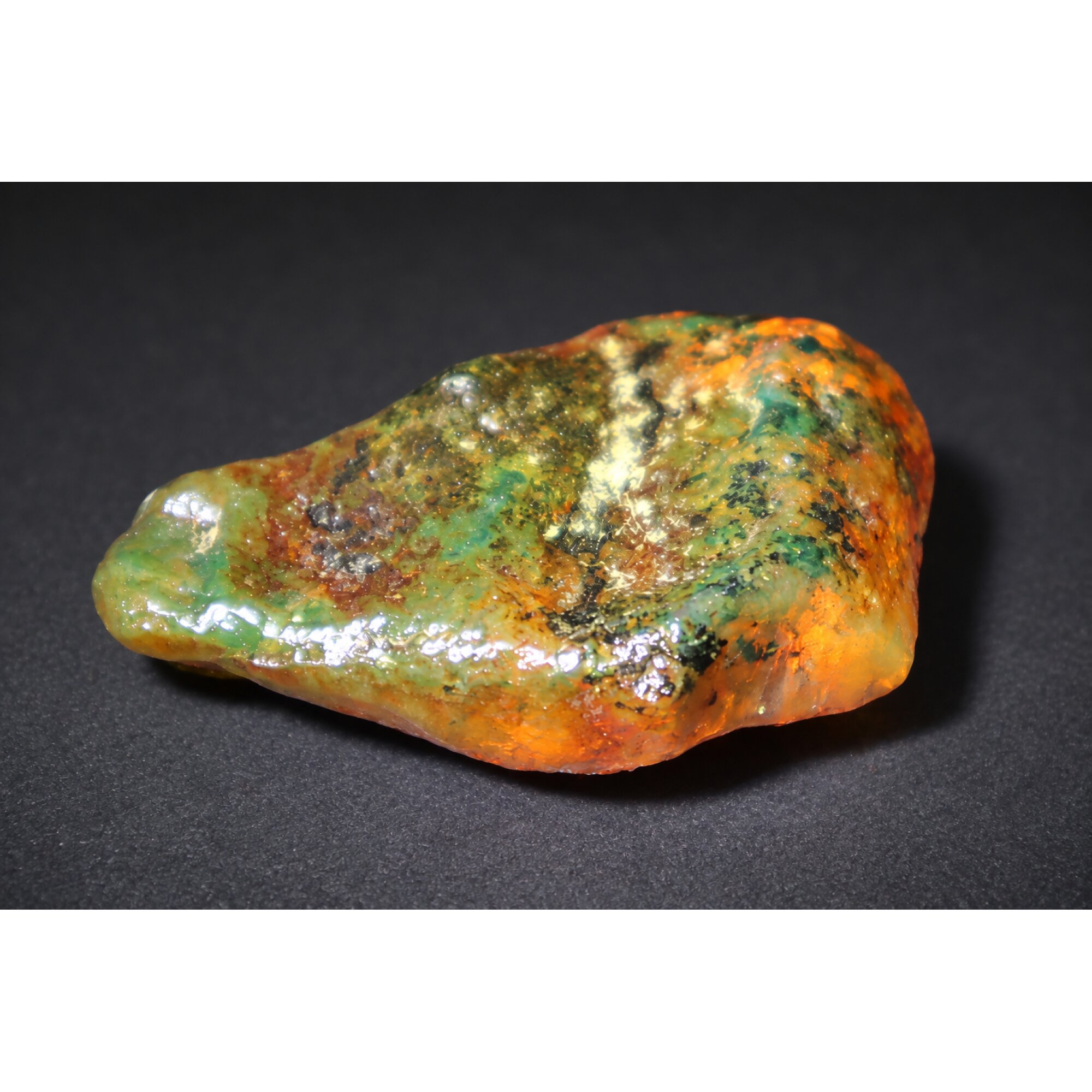 Genuine sky blue rough specimen Dominican amber 45mm – photo 12