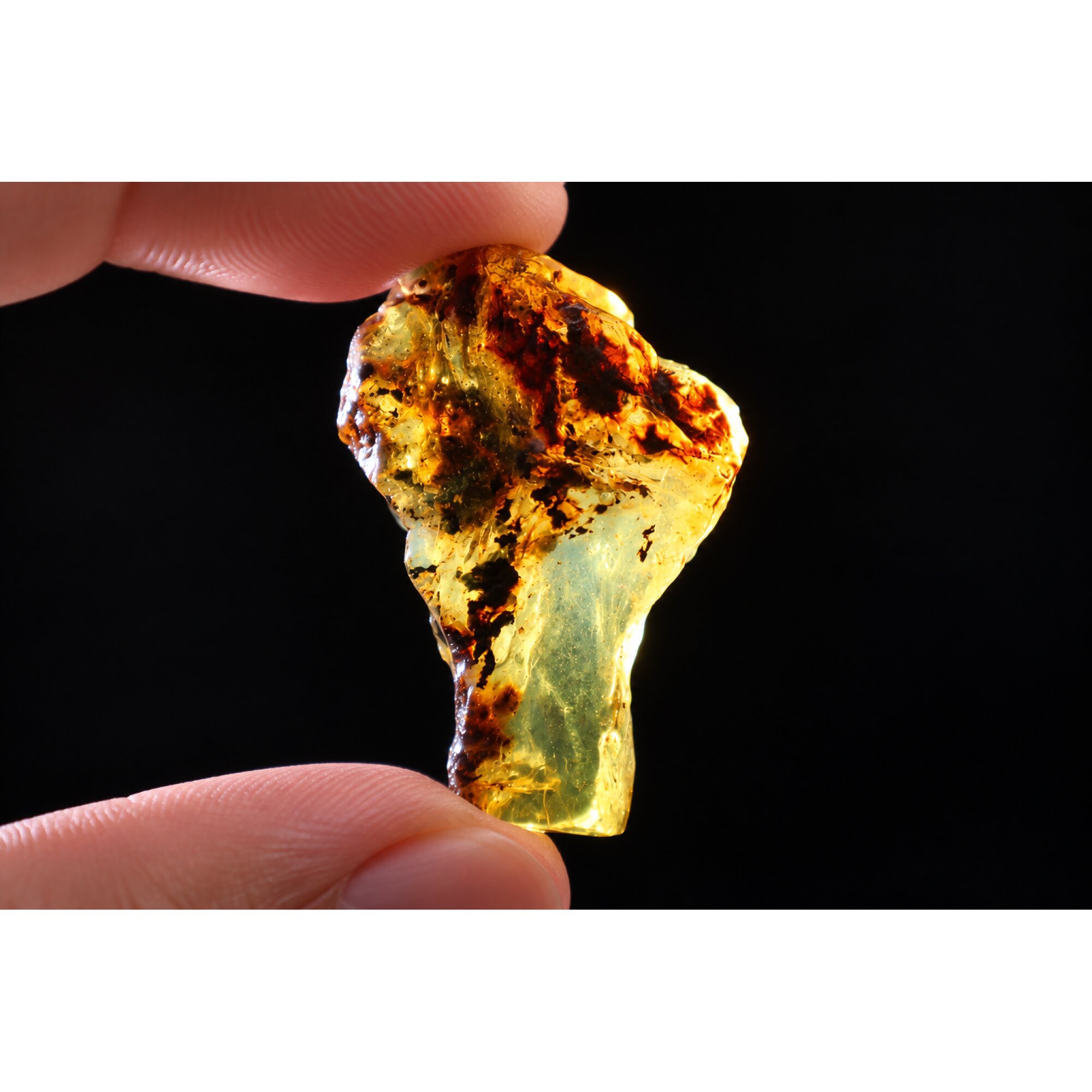Genuine sky blue rough specimen Dominican amber 8.5g – photo 6
