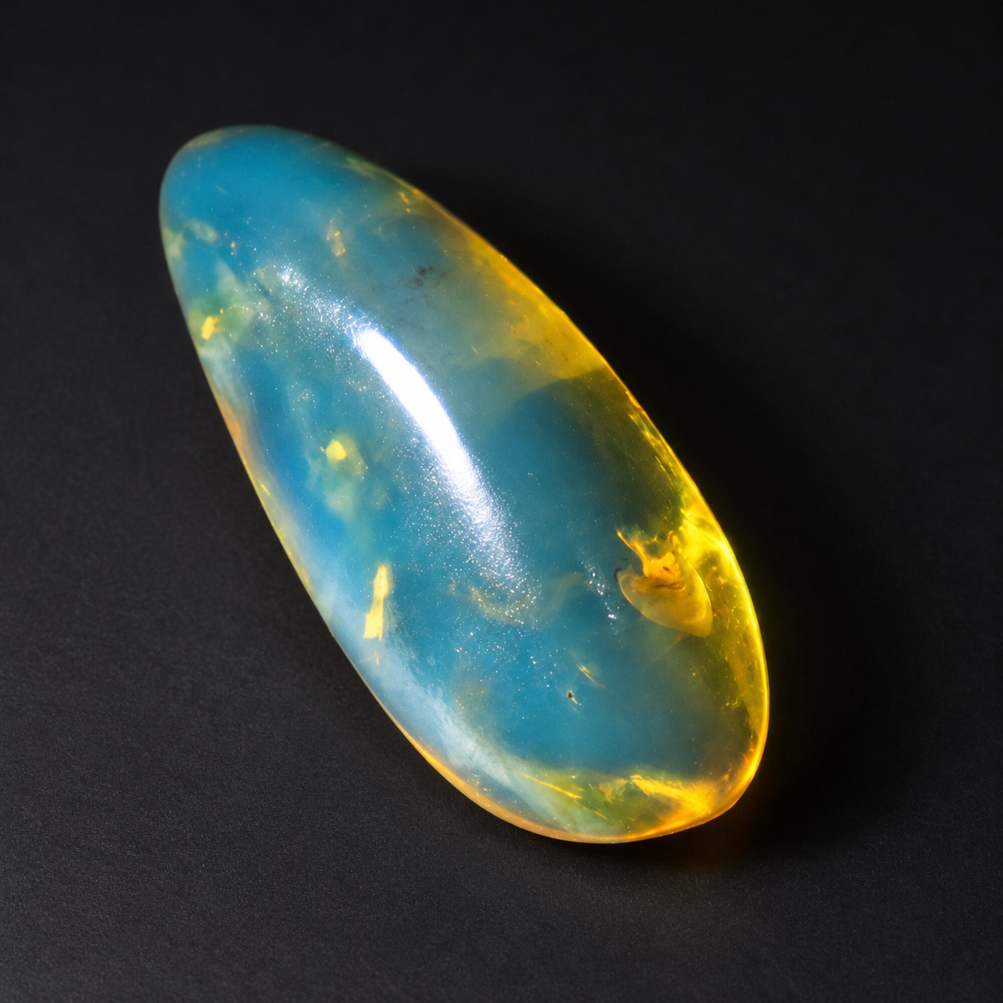 Genuine sky blue Dominican amber cabochon – photo 3