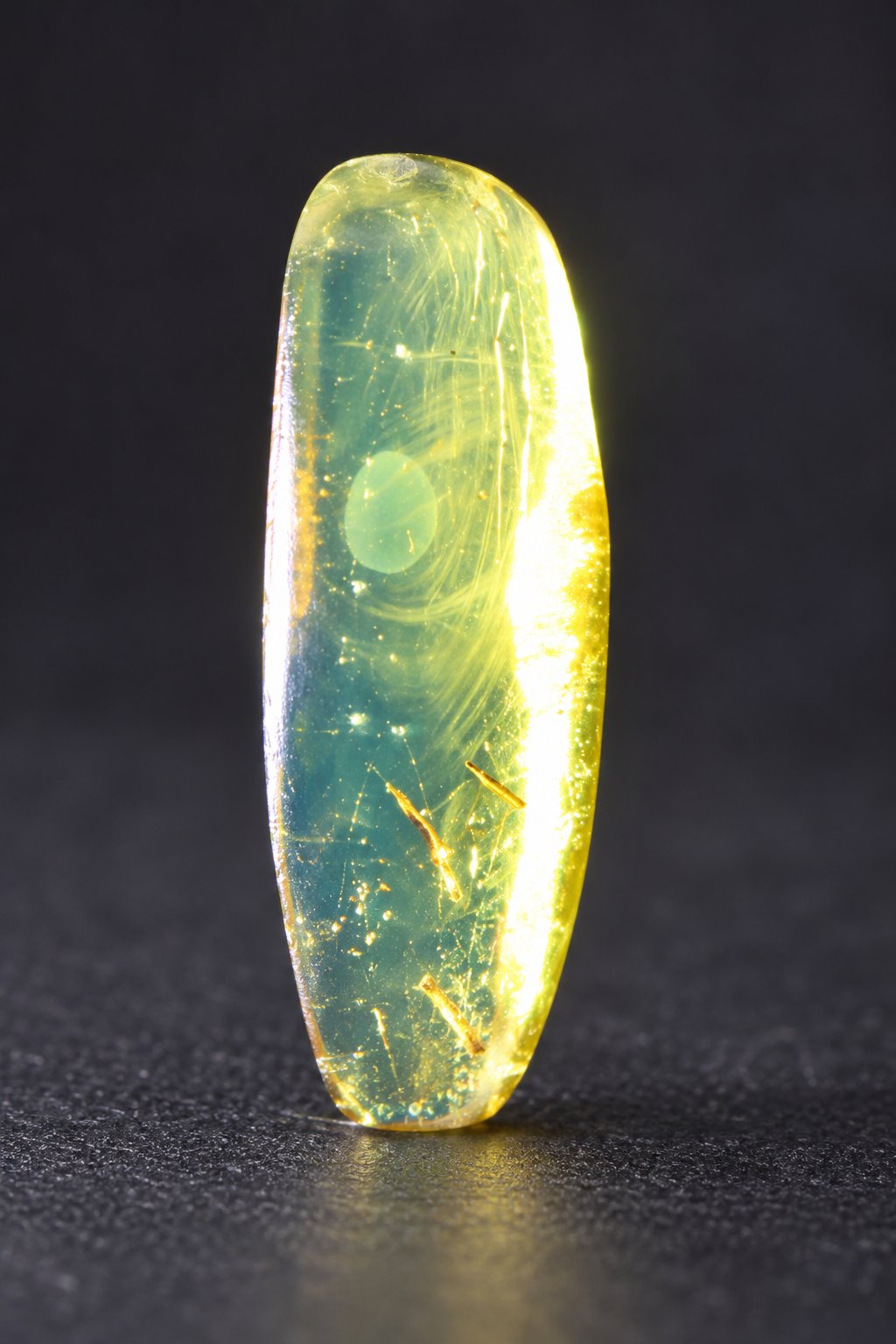 Genuine deep blue polished Dominican amber – photo 5