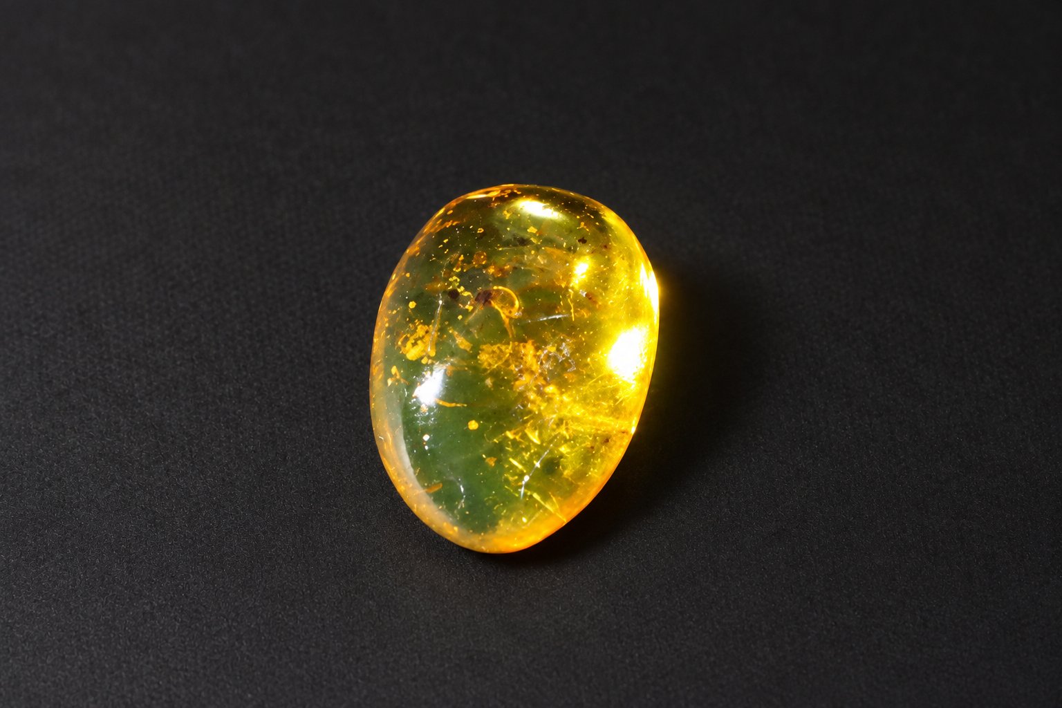 True caribbean orange yellow polished Dominican amber – photo 7