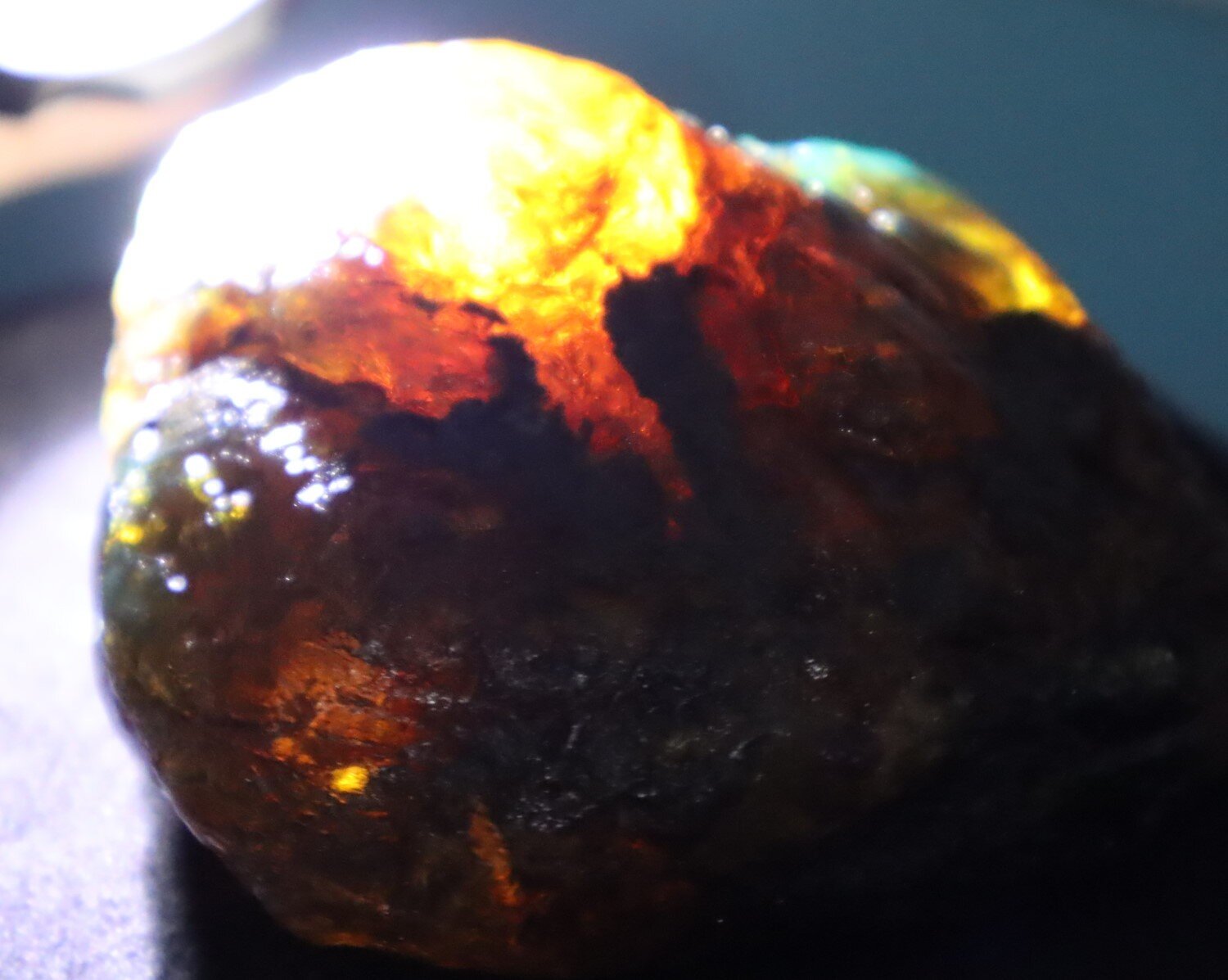 Natural Dominican Translucent Green Blue Amber Rough Specimen 82mm 114g – photo 4