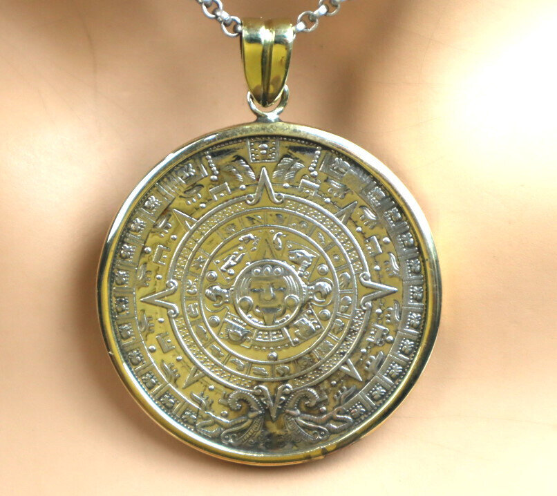 Maya Memorial Coin Pyramids Mexico Aztec Gold and Silver Pendant 2inch – photo 6