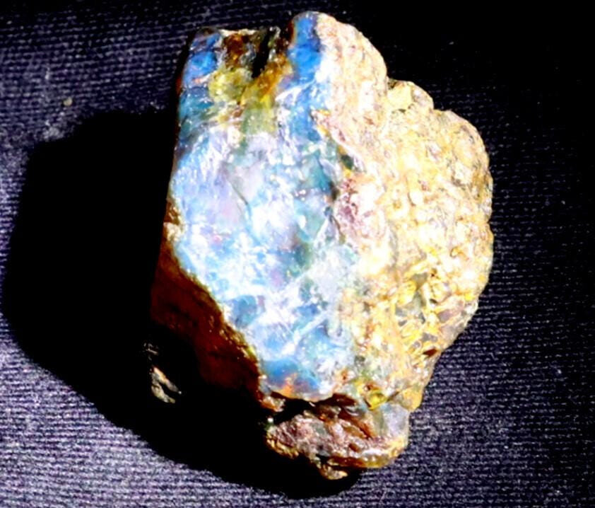 Beautiful Nat Dominican Translucent Blue Green Amber Rough Specimen 36mm 15.5gra – photo 7
