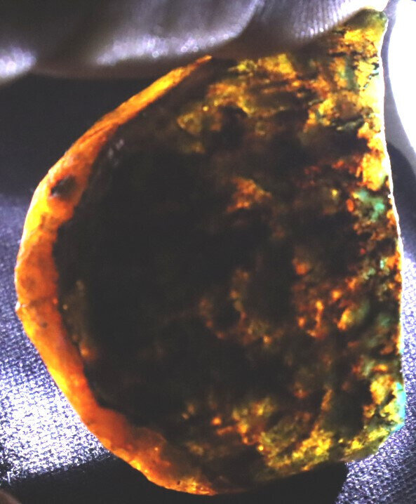 Charming Design Natural Dominican Green Blue Amber Rough Specimen 46mm 100CT – photo 8