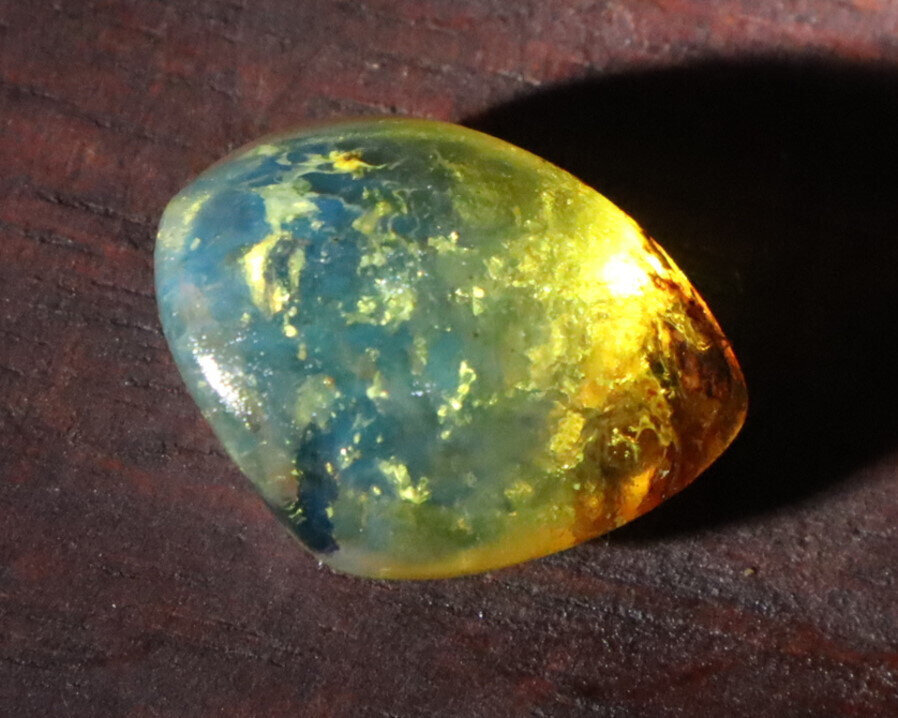 Natural Dominican Clear Sky Blue Amber Polished Stone 19mm – photo 5