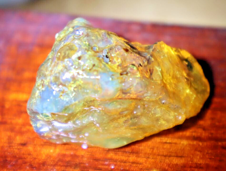Exquisite Natural Dominican Crystal Clear Yellow Blue Amber Rough Specimen 46mm – photo 3
