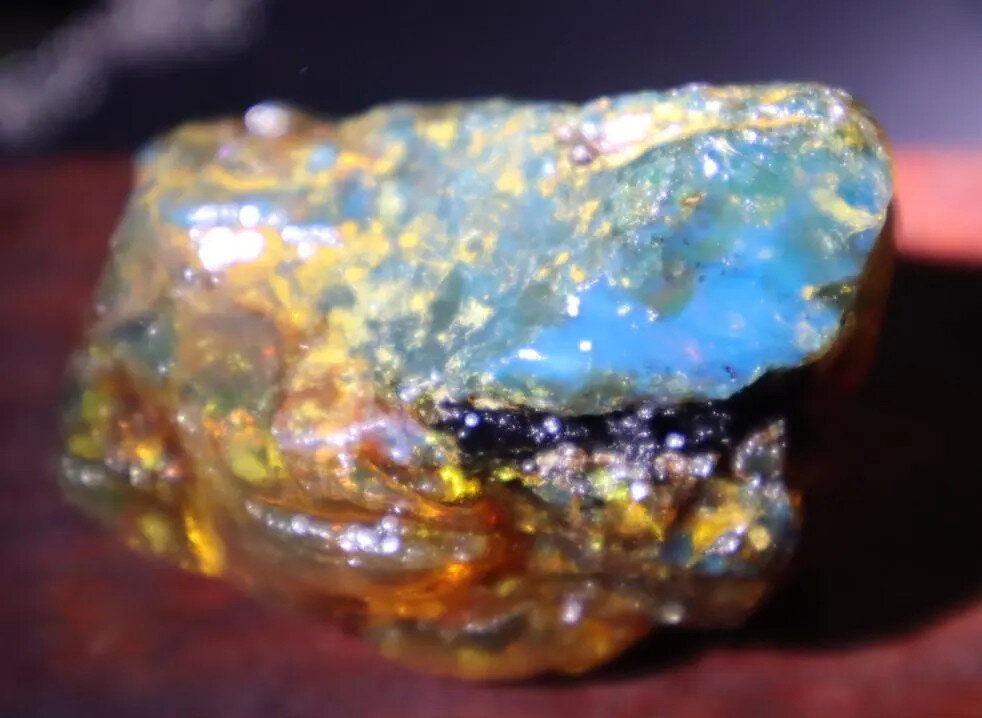 Beautiful Natural Dominican Clear Royal Blue Green Amber Rough Specimen 51mm 38g – photo 8