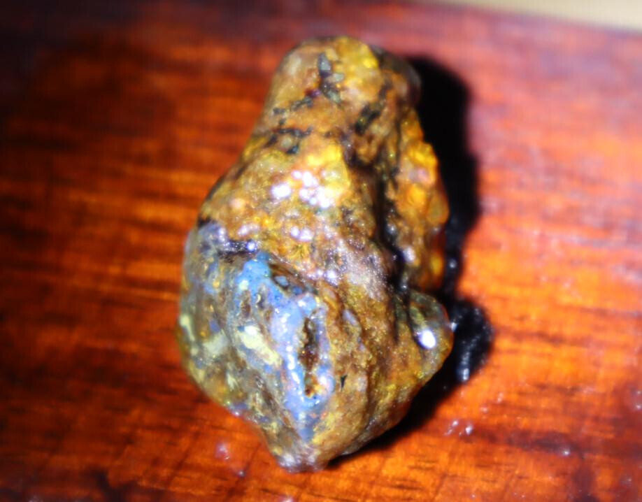 Beautiful Natural Dominican Translucent Yellow Orange Amber Rough Specimen 40mm – photo 6