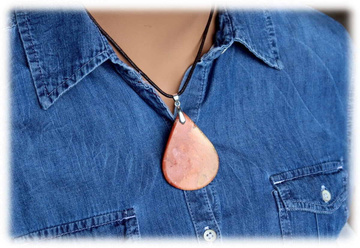 Biggest 3 Inch Natural Pink Red Jasper Pendant 75mm 195CT with free leather band – photo 4