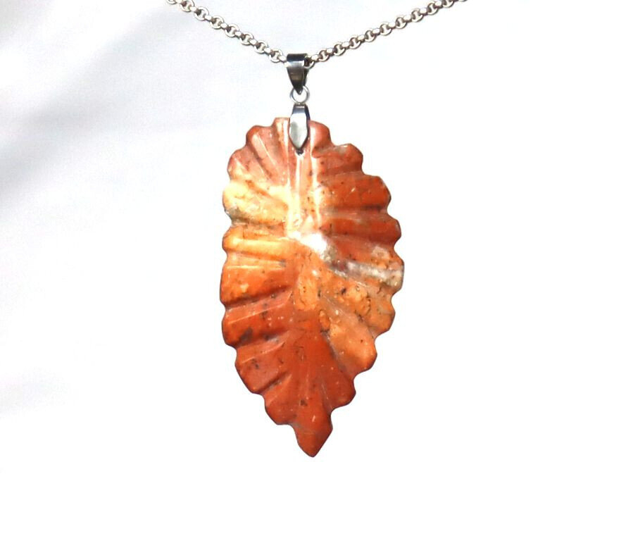 Exquisite 3 inch Hand carved Natural Red Jasper autumn leaf Pendant 72mm – photo 4