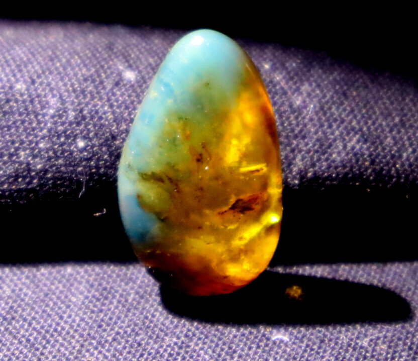 Lovely Natural Dominican Clear Light Blue Amber Polished Stone 24mm – photo 16