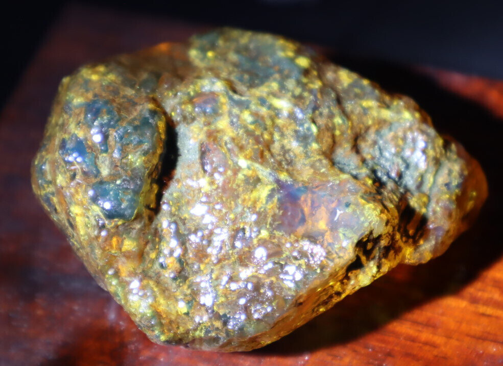 Finest Dominican Crystal Clear Light Blue Yellow Amber Rough Specimen 65mm 38.6g – photo 6