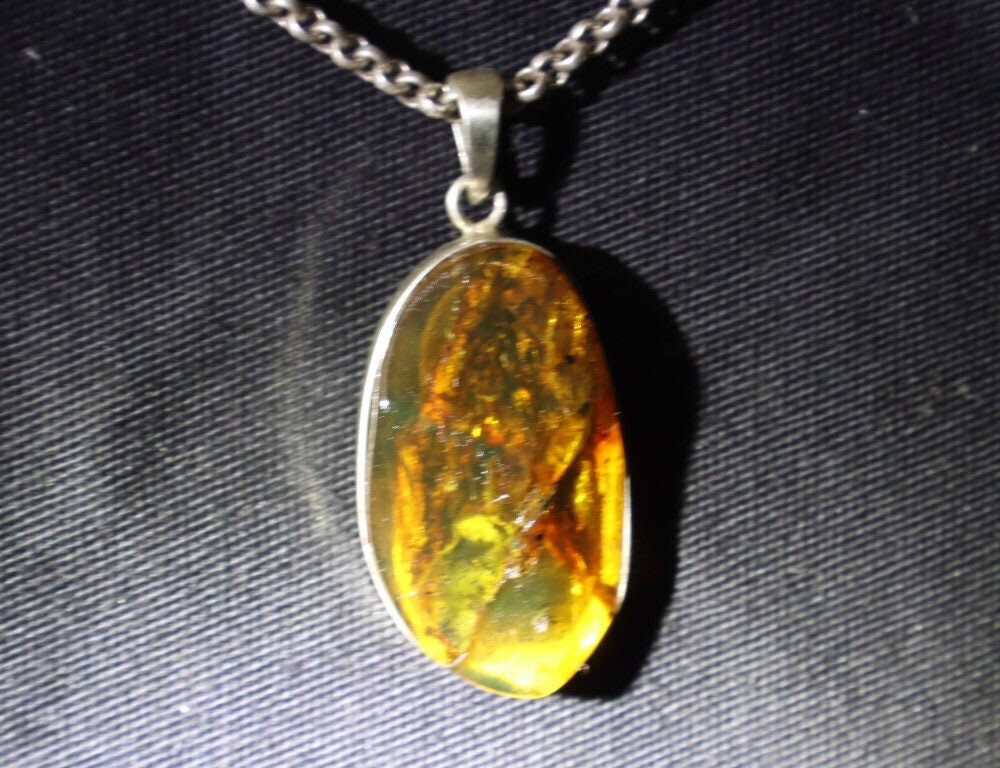 Natural Dominican Green Amber Pendant 925 Sterling Silver Translucent Yellow – photo 4