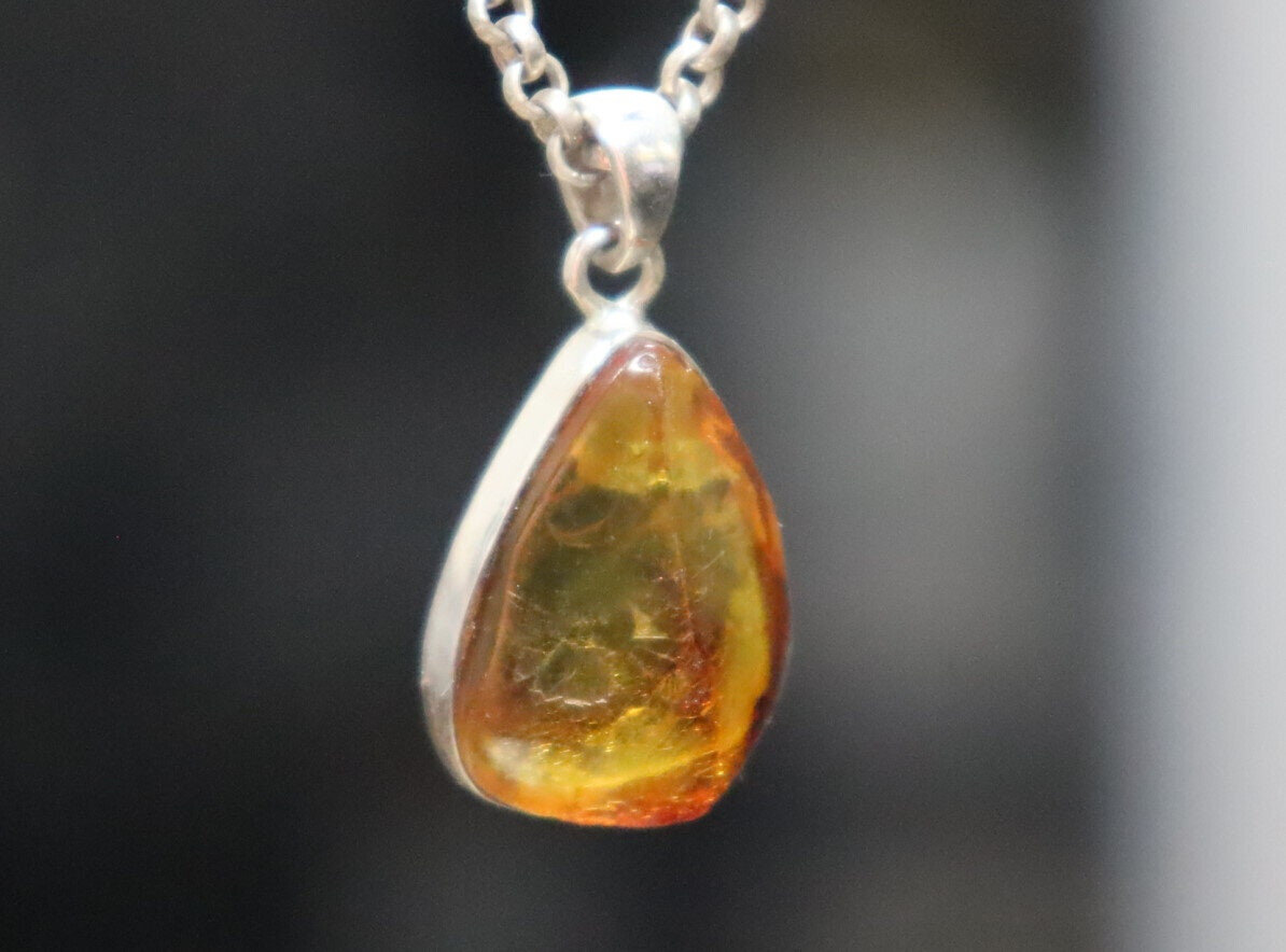Handcrafted Natural Clear Light Orange Amber .925 Sterling Silver Pendant 28mm – photo 7