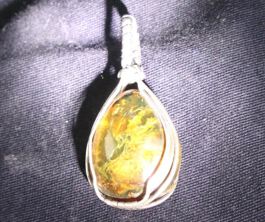 Handcrafted Wired Natural Clear Sky Green Amber 925 Sterling Silver Pendant 47mm – photo 13