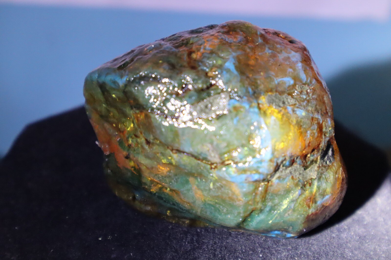 Beautiful Natural Dominican Clear Green Blue Amber Rough Specimen 75mm 59g – photo 10