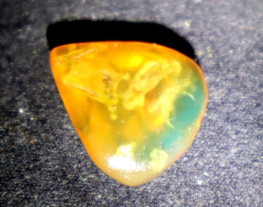 Excellent Natural Dominican Clear Orange Blue Amber Polished Stone 22mm – photo 7