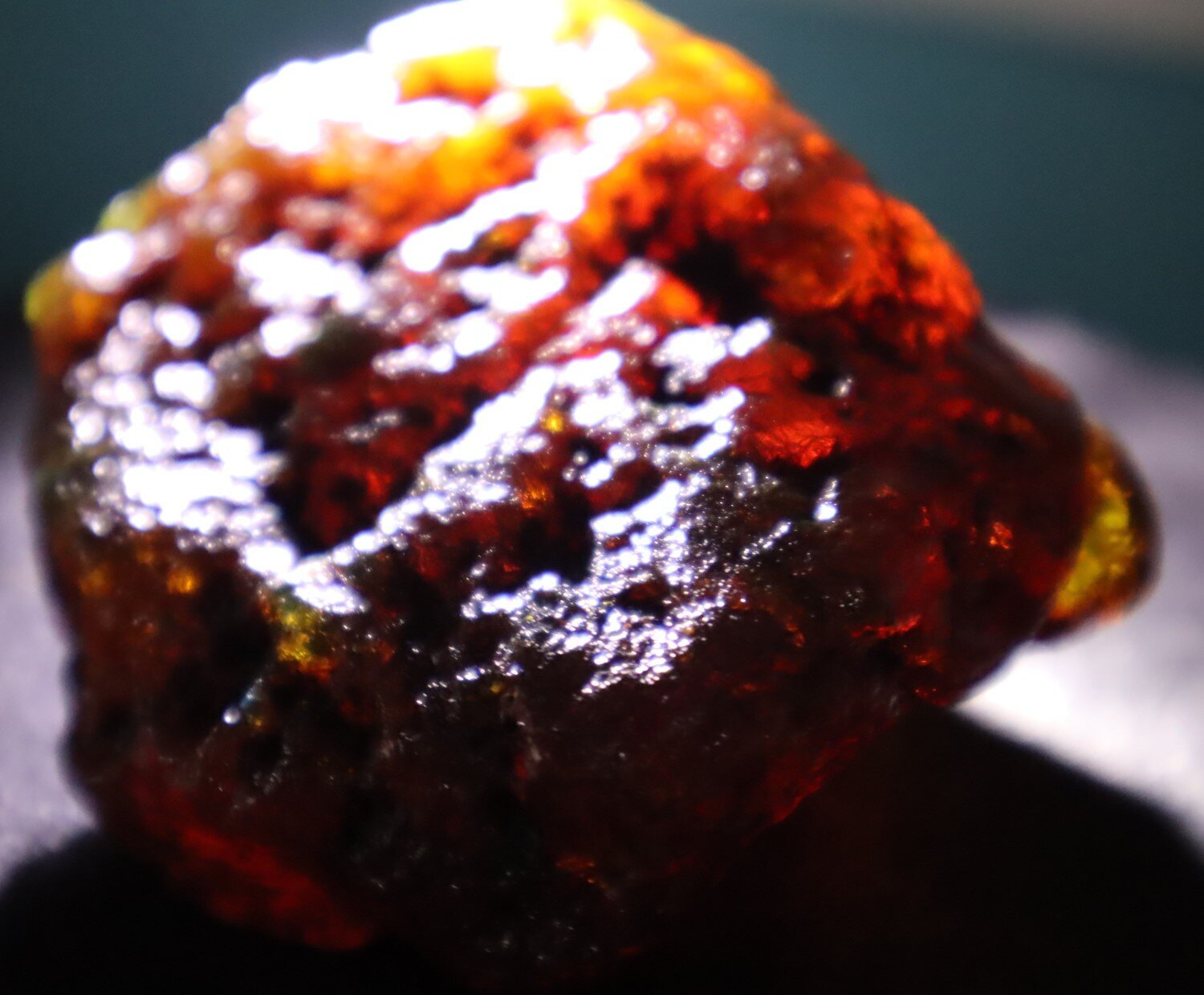 Charming Natural Dominican Translucent Green Blue Amber Rough Specimen 70mm 77g – photo 15
