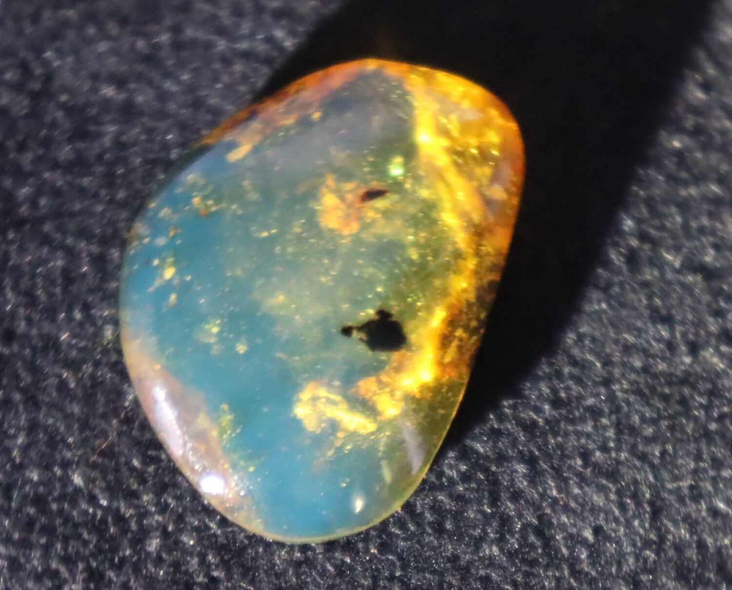 Splendid Natural Clear Sky Blue Amber Cabochon polished Stone 25mm – photo 8