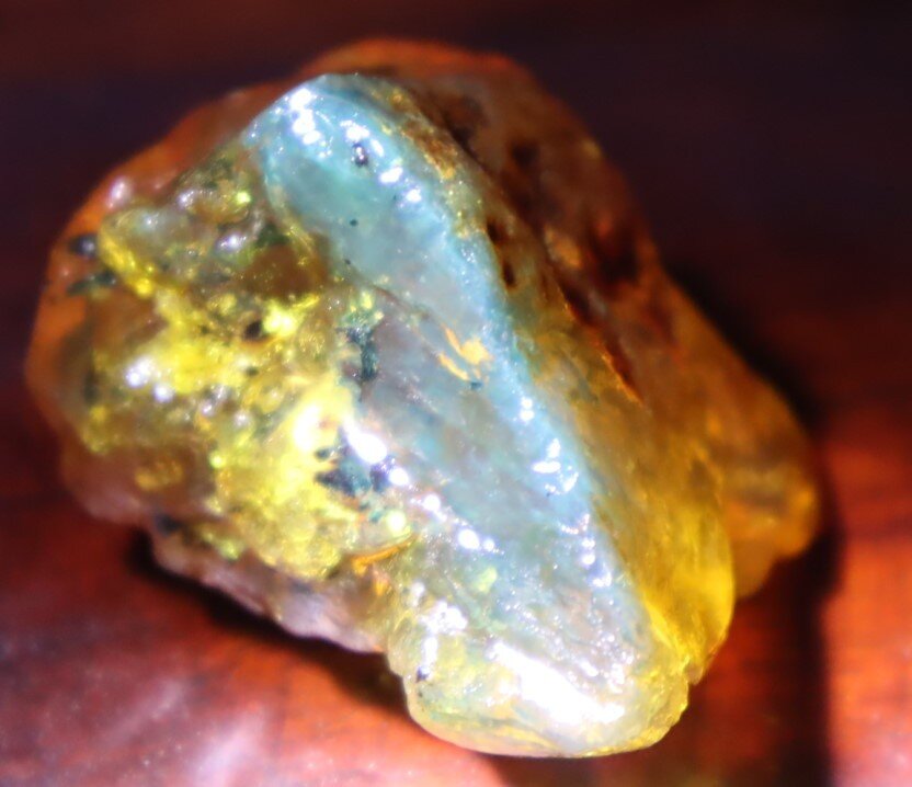 Natural Dominican Crystal Clear Light Blue Amber Rough Specimen 48mm 20.1g – photo 4