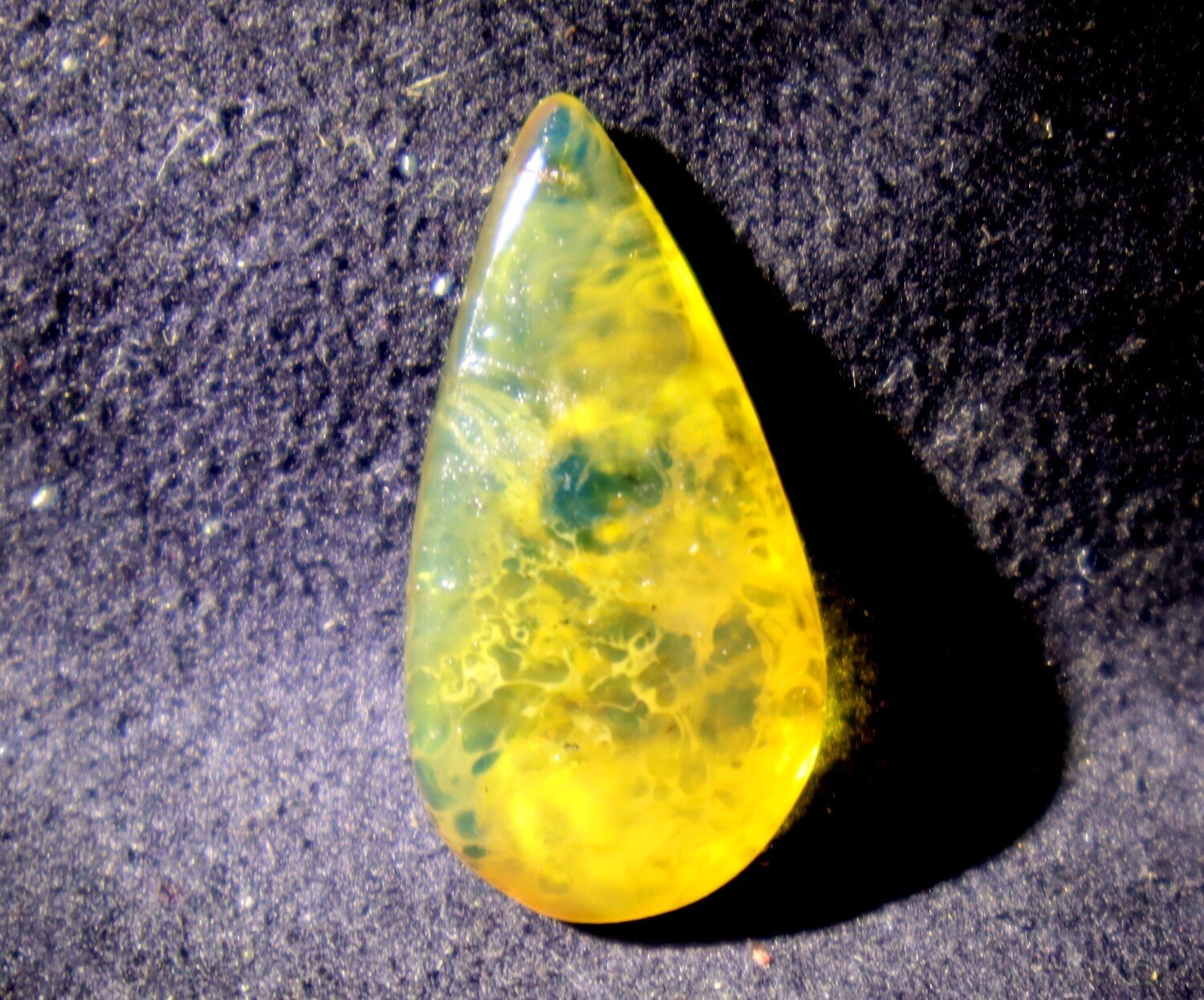 Exquisite Natural Dominican Translucent Yellow Blue Amber Polished Stone 28mm – photo 3