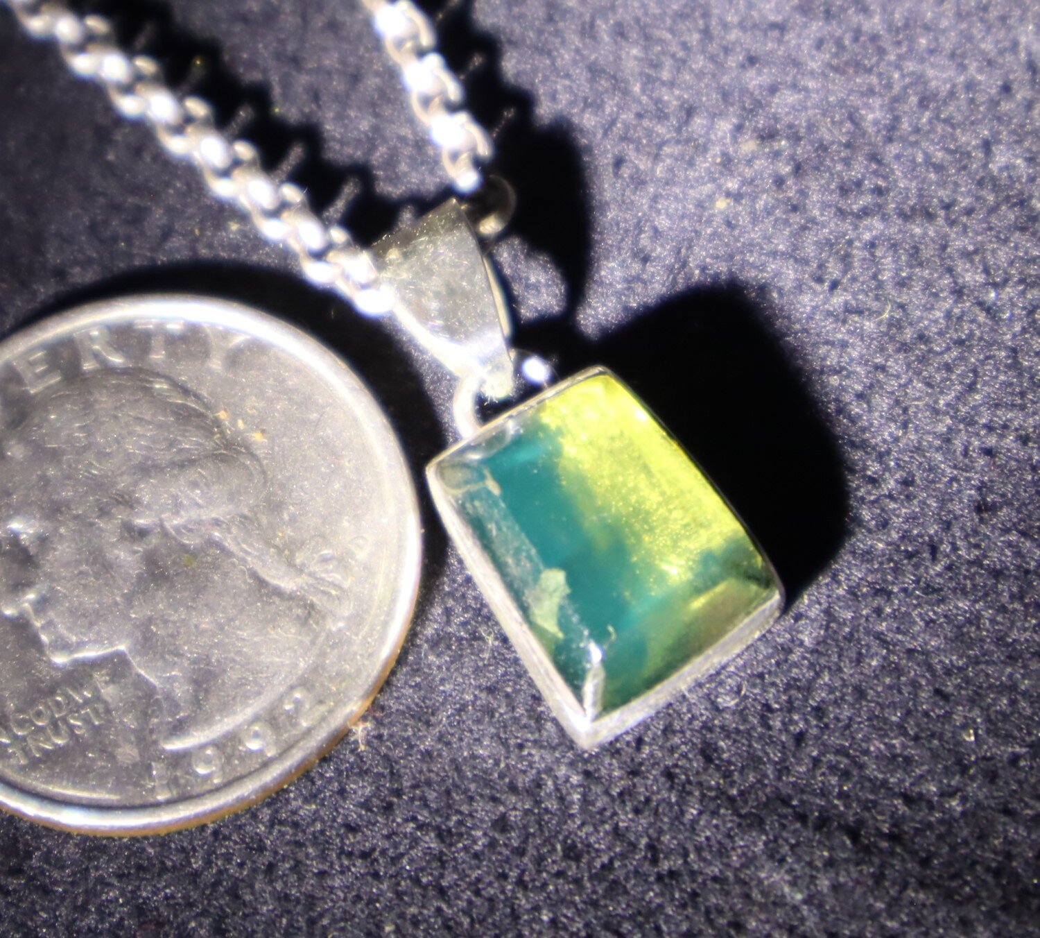 Beautiful Natural Clear Blue Green Amber .925 Sterling Silver Pendant 25mm – photo 4