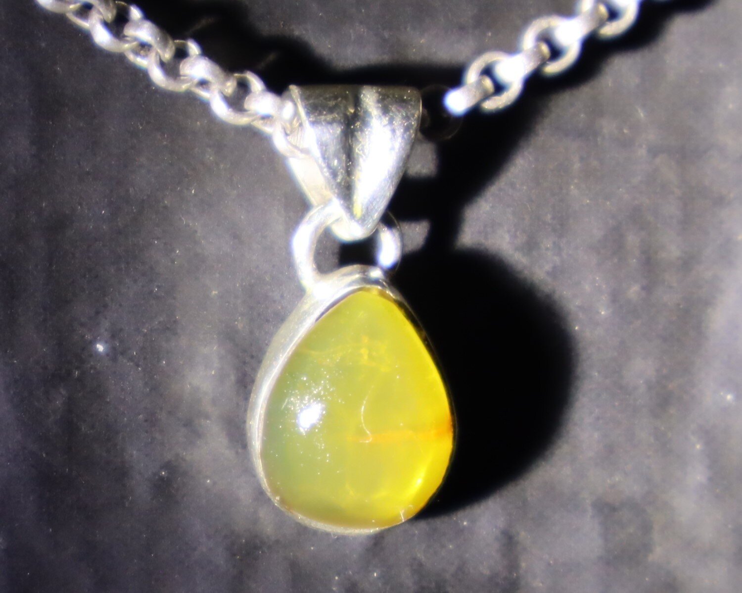 Lovely Natural Clear Light Yellow Amber .925 Sterling Silver Pendant 20mm – photo 4