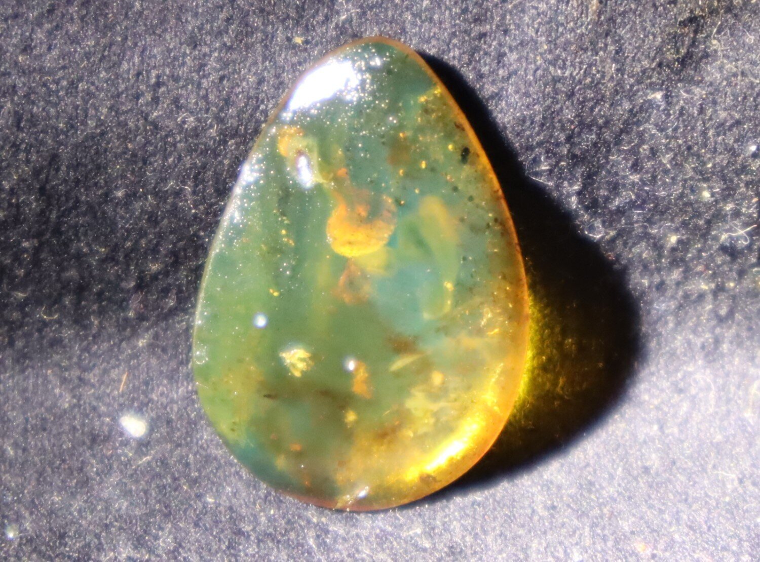 Lovely Natural Dominican Clear Ocean Blue Amber Polished Stone 23mm – photo 3